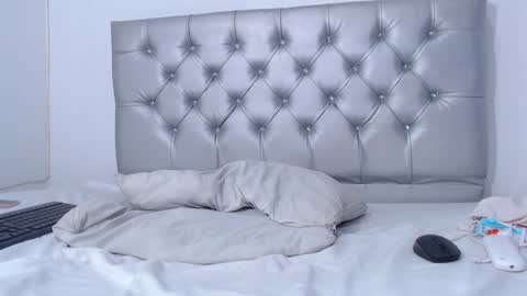 Snapshot of skinnyy_andtight chatting on 28, 12, 2024 Alexa online show from 28, 12, 2024