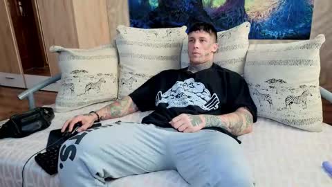 skirlingod online show from 14, 9, 2025