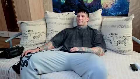 skirlingod online show from 17, 9, 2025