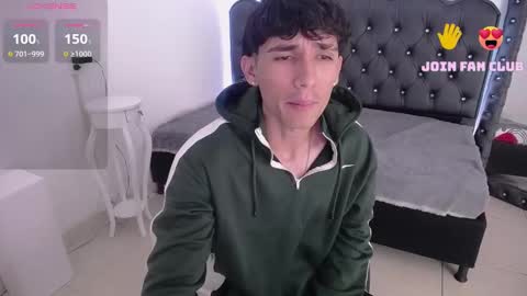 Snapshot of skorpyonmusclee chatting on 31, 12, 2024 Skorpyon Musclee online show from 31, 12, 2024