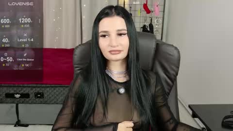 Snapshot of sky011fall chatting on 16, 9, 2025 Eliza online show from 16, 9, 2025