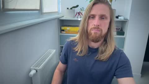 Snapshot of sky_guy25 chatting on 23, 9, 2025 sky_guy25 online show from 23, 9, 2025