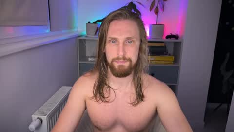 Snapshot of sky_guy25 chatting on 1, 11, 2025 sky_guy25 online show from 1, 11, 2025