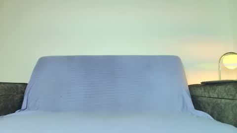 Snapshot of skye_moore chatting on 18, 9, 2025 skye moore online show from 18, 9, 2025