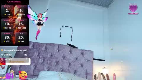 Snapshot of skye_moore chatting on 31, 10, 2025 skye moore online show from 31, 10, 2025