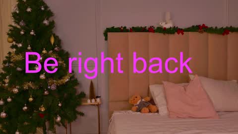 Snapshot of skyeyes__ chatting on 25, 12, 2024 Ann online show from 25, 12, 2024