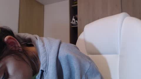 Skyler online show from 22, 12, 2024