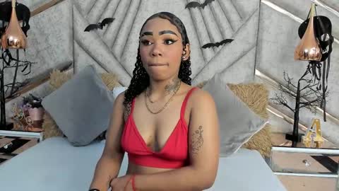 Snapshot of skylerbloom chatting on 11, 11, 2025 skylerbloom online show from 11, 11, 2025