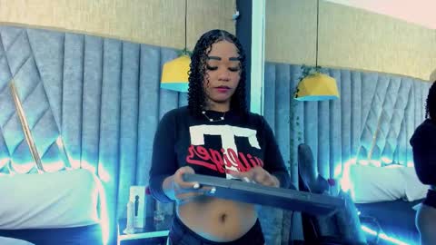 Snapshot of skylerbloom chatting on 2, 3, 2026 skylerbloom online show from 2, 3, 2026