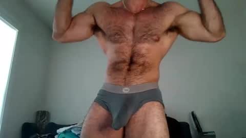 Skyler Flexes online show from 10, 9, 2025