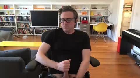 Skyline3371 online show from 9, 3, 2025