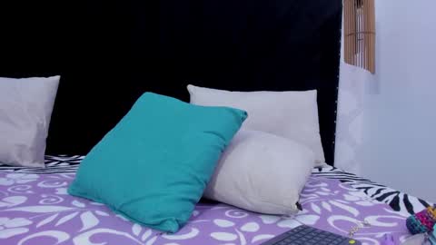 Skynny online show from 26, 2, 2025