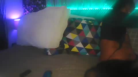 skyonetoo3 online show from 23, 11, 2025