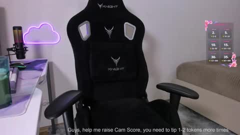 Snapshot of skyqueeni chatting on 14, 11, 2025 Nastya online show from 14, 11, 2025