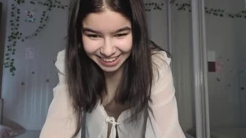 Snapshot of sladkoezka chatting on 27, 10, 2025 Katya online show from 27, 10, 2025