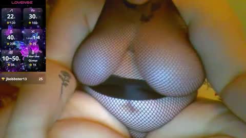 Snapshot of slag_18 chatting on 19, 11, 2025 L online show from 19, 11, 2025