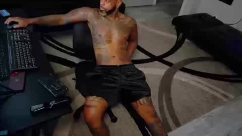 nasty twitter KASHCARTERATL online show from 17, 10, 2025