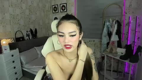 Snapshot of slaughtyalexxx chatting on 21, 2, 2025 Alexandria my love online show from 21, 2, 2025