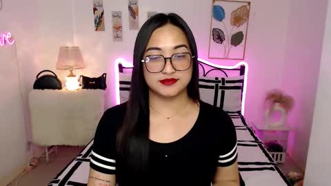 Snapshot of slave_amanda69 chatting on 9, 2, 2026 Queen Cyrine online show from 9, 2, 2026