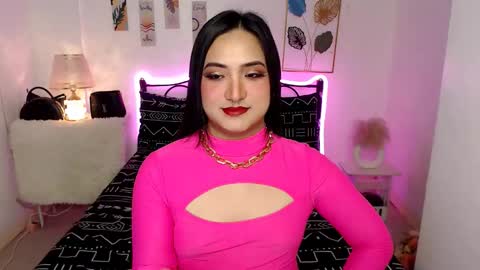 Snapshot of slave_amanda69 chatting on 5, 3, 2026 Queen Cyrine online show from 5, 3, 2026