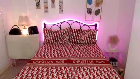 Snapshot of slave_amanda69 chatting on 10, 3, 2026 Queen Cyrine online show from 10, 3, 2026