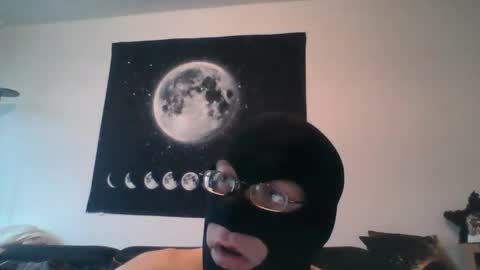 Snapshot of slaveforgodess chatting on 25, 11, 2025 slaveforgodess online show from 25, 11, 2025