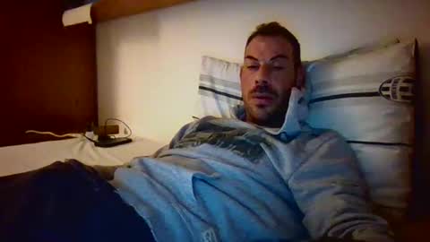 Snapshot of slevin1983 chatting on 28, 1, 2025 slevin online show from 28, 1, 2025