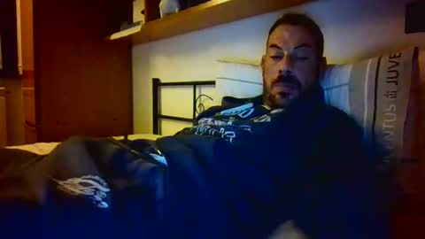 Snapshot of slevin1983 chatting on 17, 11, 2025 slevin online show from 17, 11, 2025