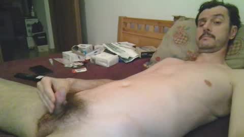 Snapshot of slim38 chatting on 1, 12, 2025 Alin online show from 1, 12, 2025