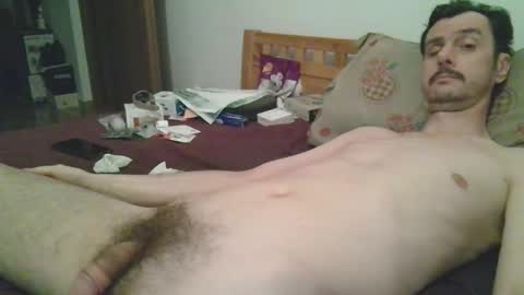 Snapshot of slim38 chatting on 23, 12, 2025 Alin online show from 23, 12, 2025