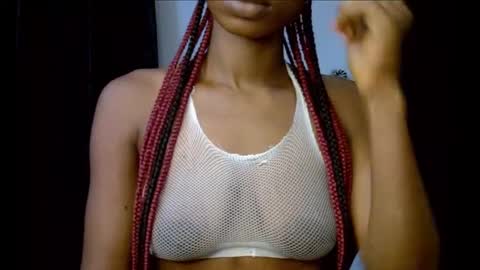 Snapshot of slim_petitqueen chatting on 29, 11, 2025 Alice online show from 29, 11, 2025