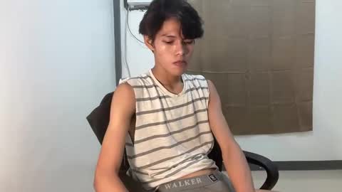 Snapshot of slim_sensation chatting on 14, 10, 2025 slim_sensation online show from 14, 10, 2025