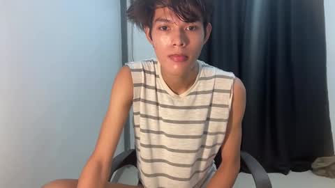 Snapshot of slim_sensation chatting on 20, 10, 2025 slim_sensation online show from 20, 10, 2025