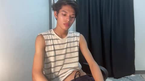 Snapshot of slim_sensation chatting on 21, 10, 2025 slim_sensation online show from 21, 10, 2025