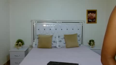 Snapshot of slimebonie chatting on 20, 9, 2025 purity online show from 20, 9, 2025