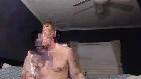 Snapshot of slimjp chatting on 4, 12, 2025 slimjp online show from 4, 12, 2025