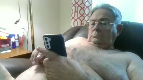 slippery_duck online show from 21, 12, 2024