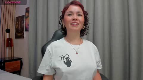 Paola  online show from 25, 1, 2025