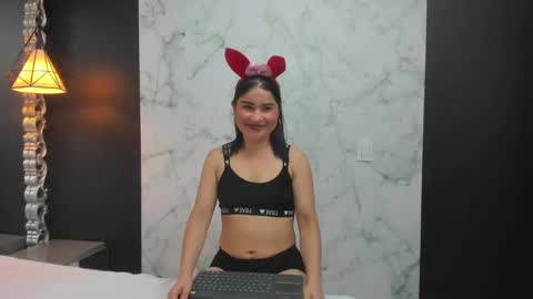 Paola  online show from 3, 10, 2025