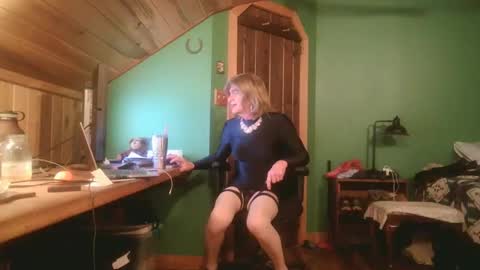 slutjennifertransxx online show from 20, 9, 2025