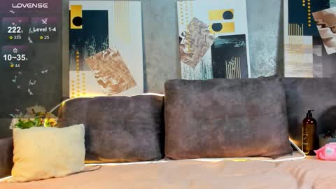 Snapshot of slyfoxtales chatting on 4, 11, 2025 Milena online show from 4, 11, 2025