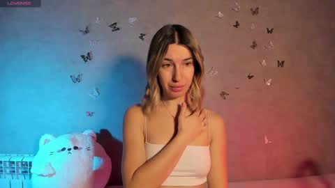 Melani online show from 5, 3, 2025