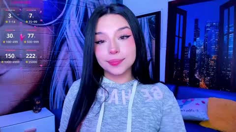 Mariana Torres online show from 5, 12, 2024