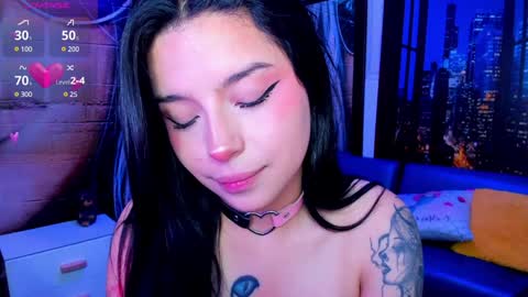 Mariana Torres online show from 5, 12, 2024