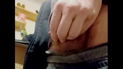 Snapshot of smallhairyuncut chatting on 6, 12, 2024 Small Hairy Uncut online show from 6, 12, 2024