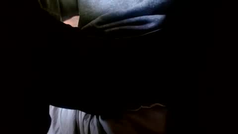 Snapshot of smallmalelass chatting on 1, 1, 2025 smallmalelass online show from 1, 1, 2025