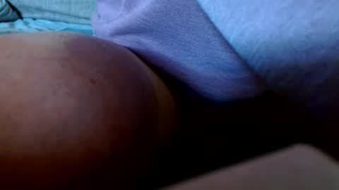 Snapshot of smallmalelass chatting on 4, 10, 2025 smallmalelass online show from 4, 10, 2025