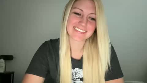 Snapshot of smexxii93 chatting on 20, 10, 2025 smexxii93 online show from 20, 10, 2025