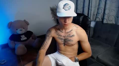 smileexander online show from 7, 11, 2025