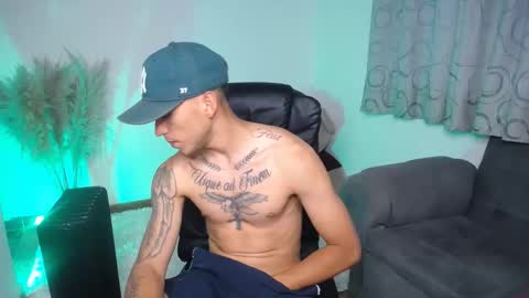 smileexander online show from 9, 11, 2025